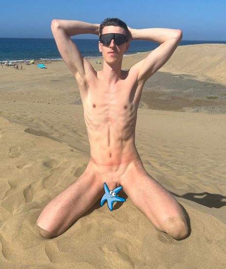 Nude guy in the desert