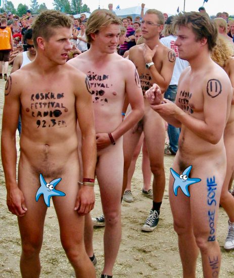 Nude guys at Roskilde
