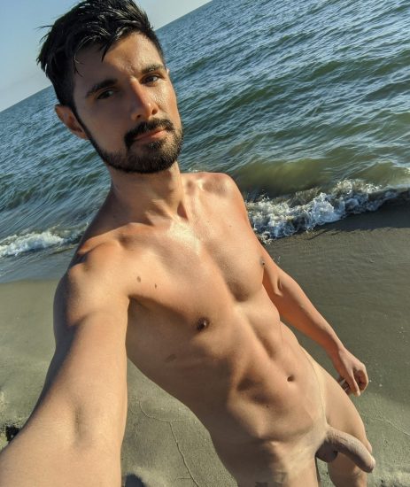 Nude selfie on the beach