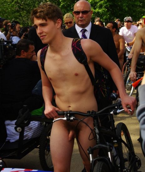 Sexy nude bike ride boy